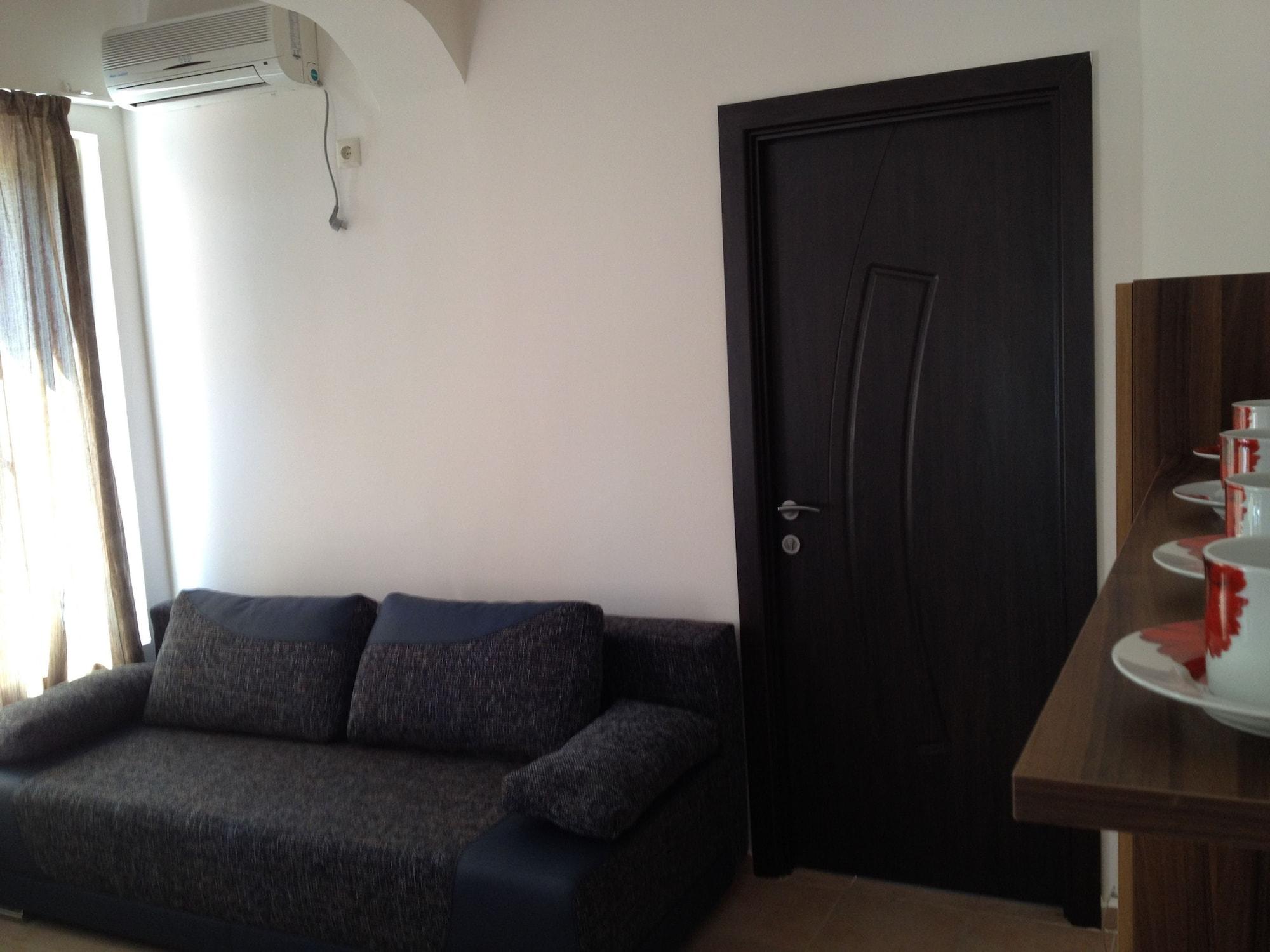 Beach Aparthotel Salt Lake Pomorie Exterior photo