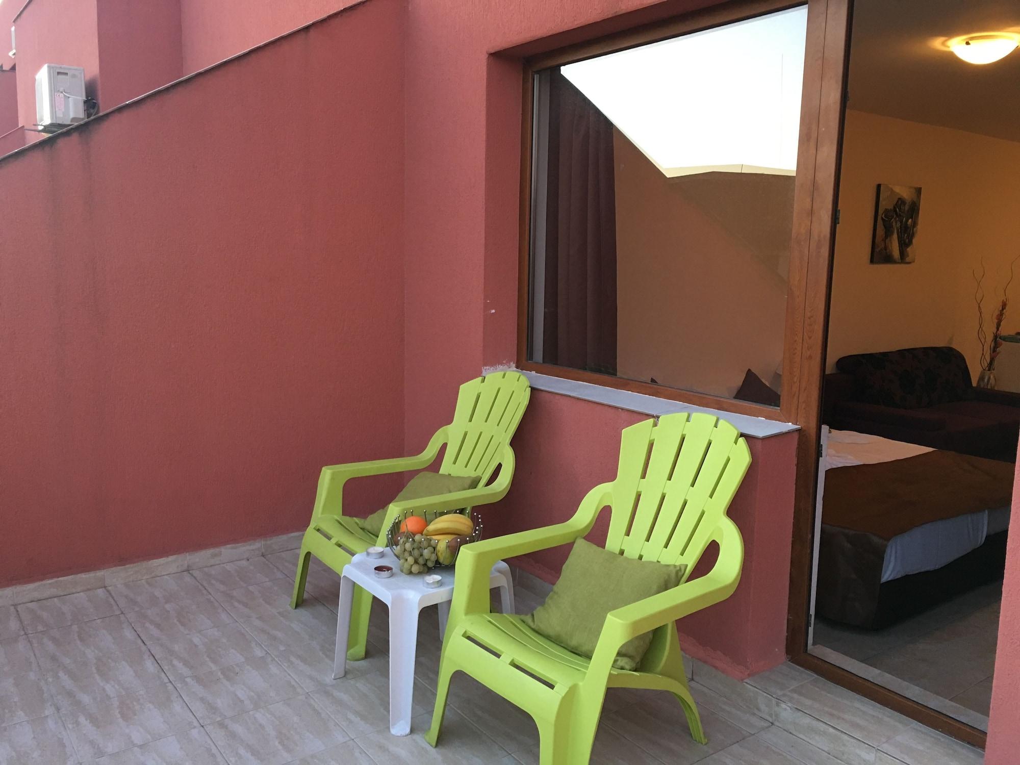 Beach Aparthotel Salt Lake Pomorie Exterior photo