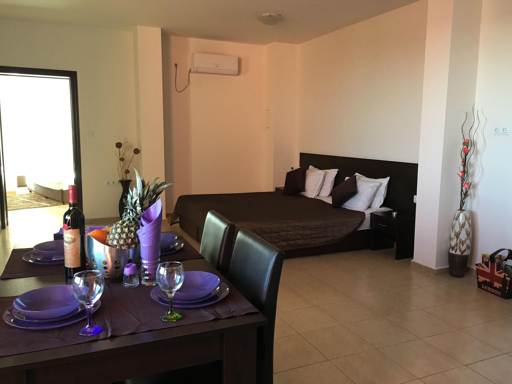 Beach Aparthotel Salt Lake Pomorie Exterior photo