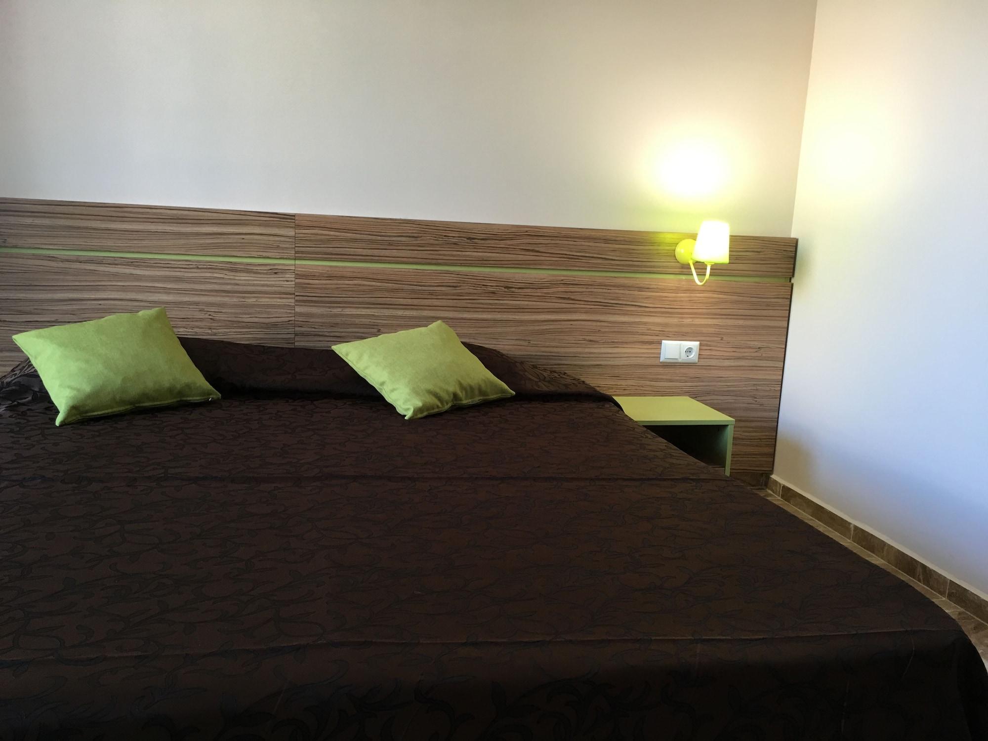Beach Aparthotel Salt Lake Pomorie Exterior photo