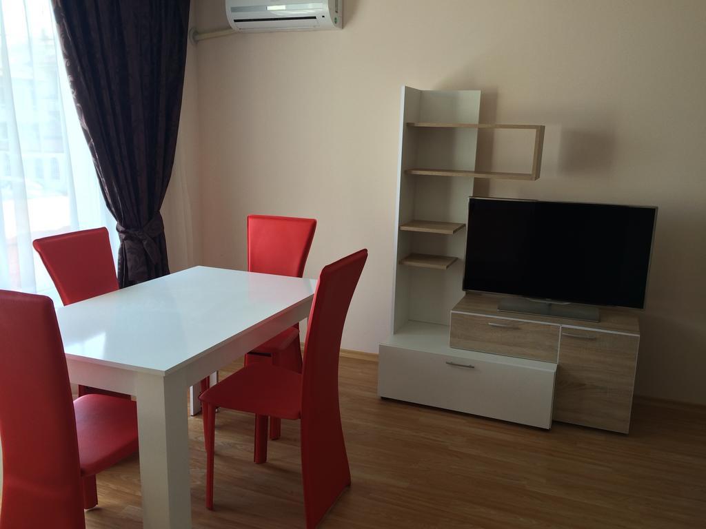 Beach Aparthotel Salt Lake Pomorie Exterior photo