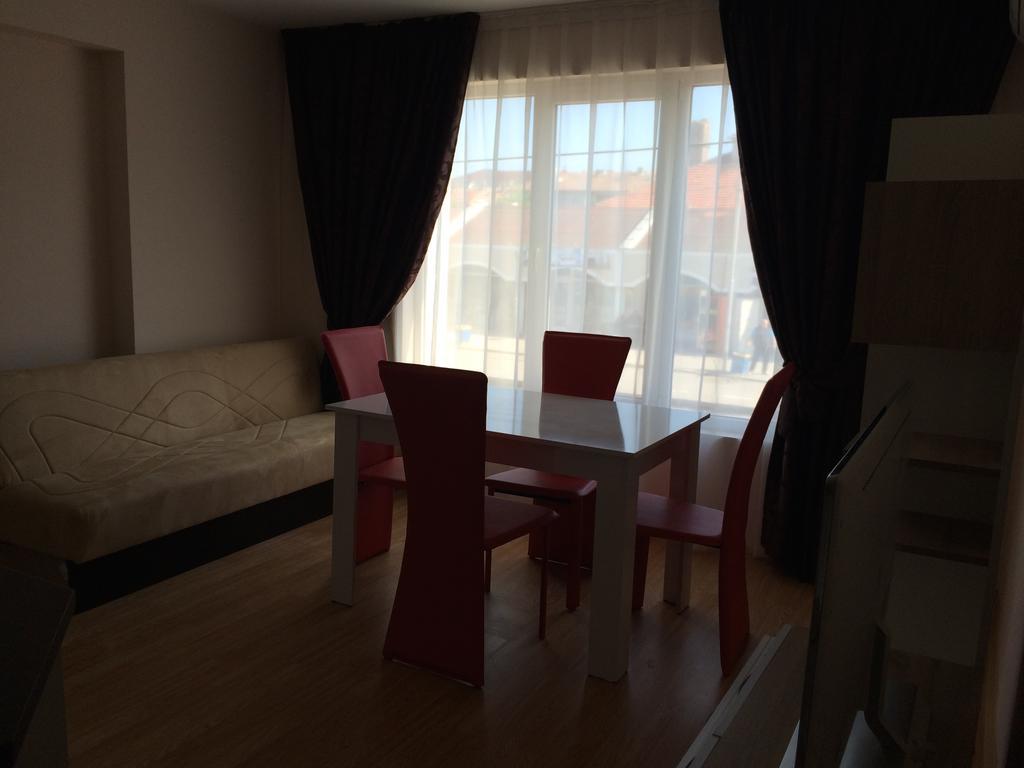 Beach Aparthotel Salt Lake Pomorie Exterior photo